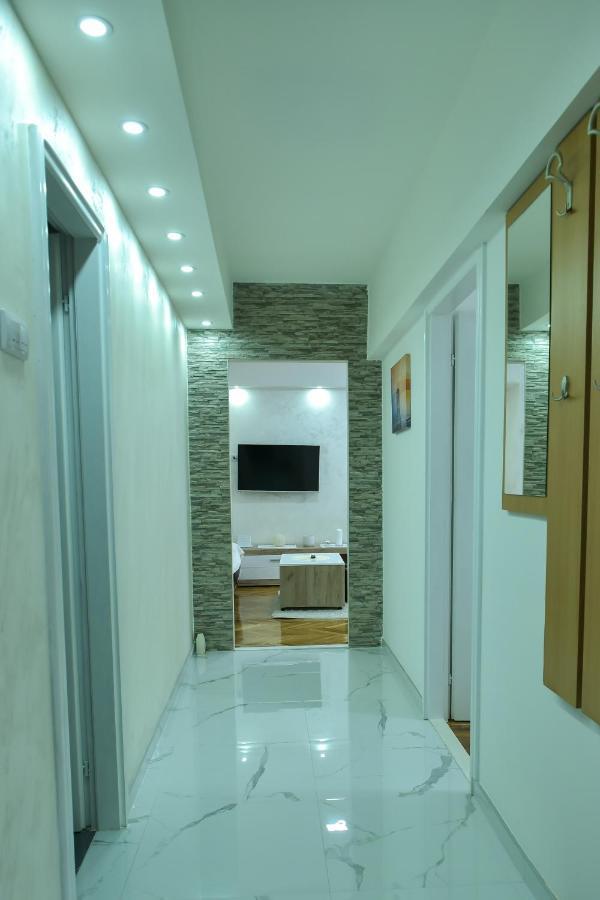 Apartman Bazar سميديريفو المظهر الخارجي الصورة